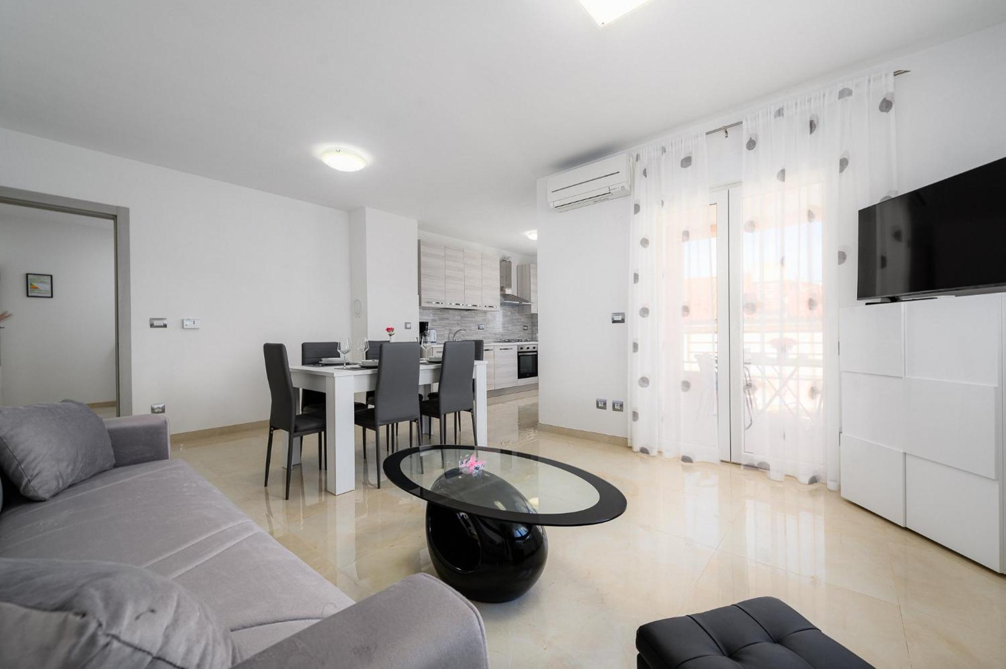 Stancija Amorozo 5 - Apartment N. 7 Poreč Zewnętrze zdjęcie