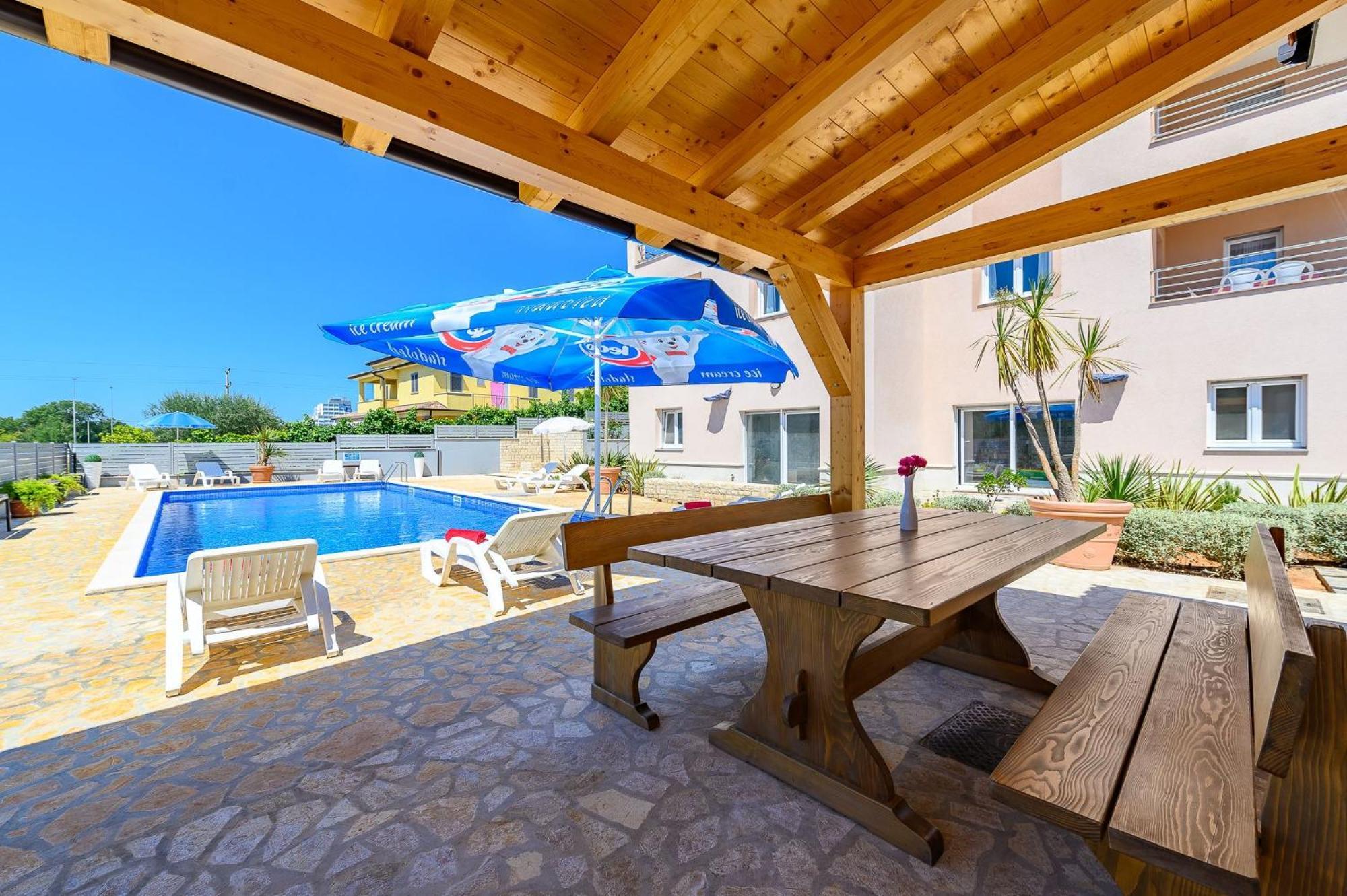 Stancija Amorozo 5 - Apartment N. 7 Poreč Zewnętrze zdjęcie